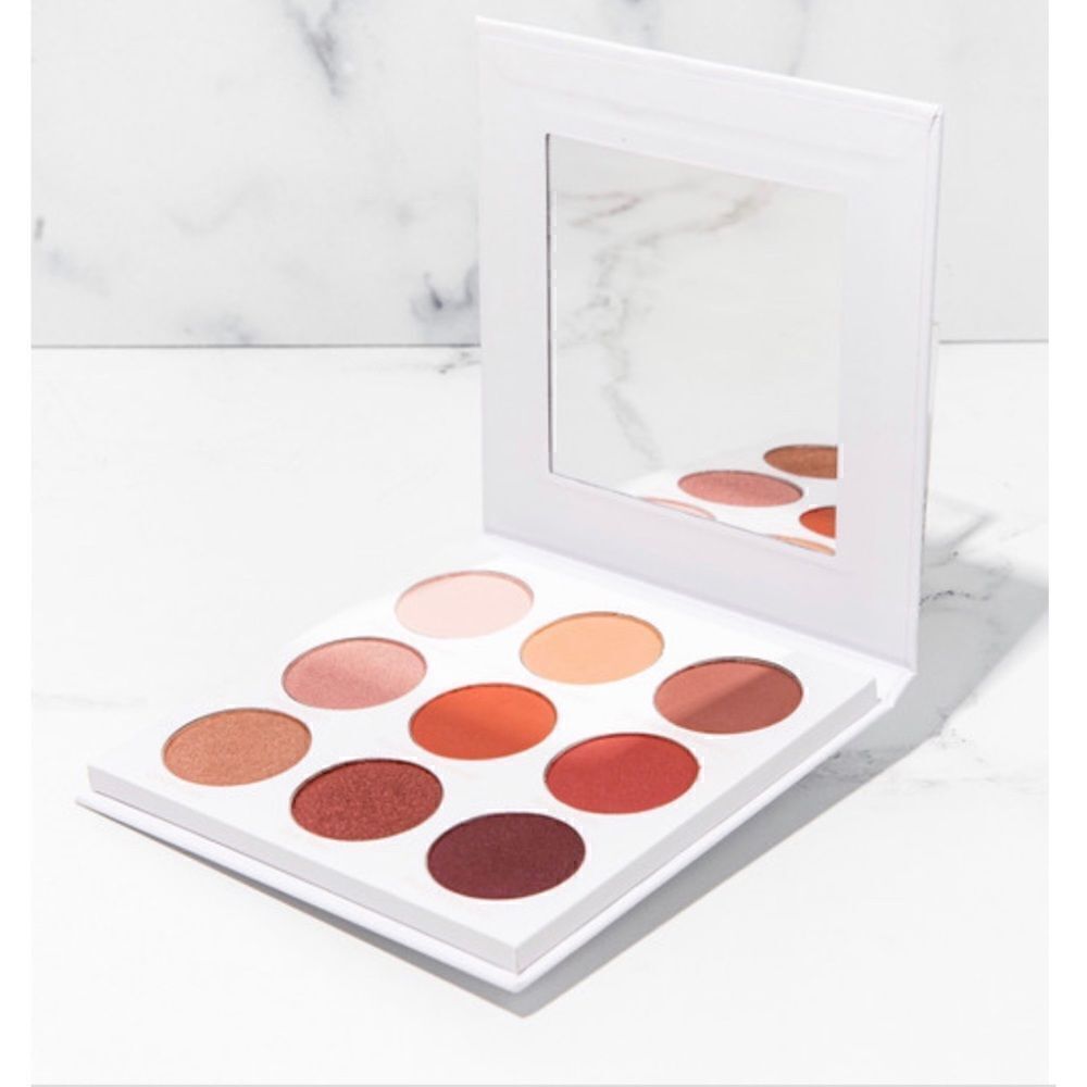 NIB Give Them Lala Beauty The Baby Palette